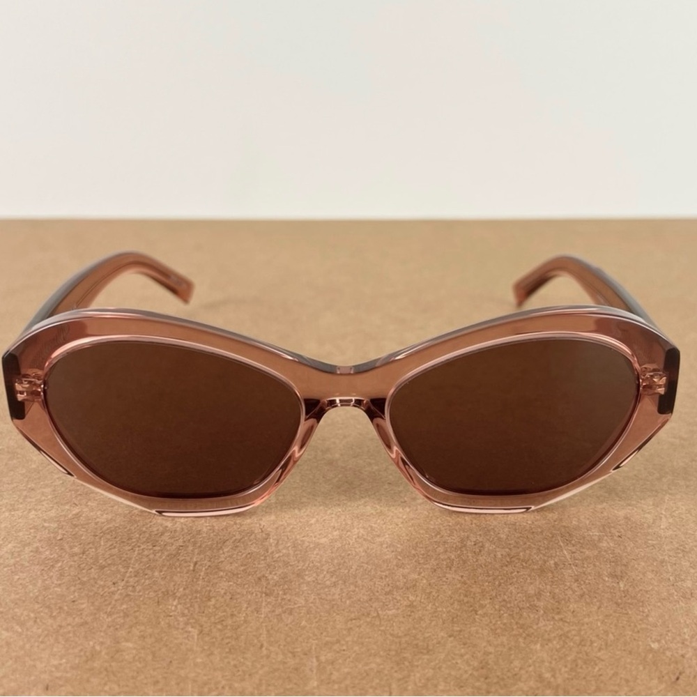 GIVENCHY CAT-EYE SUNGLASSES - Picture 10 of 10